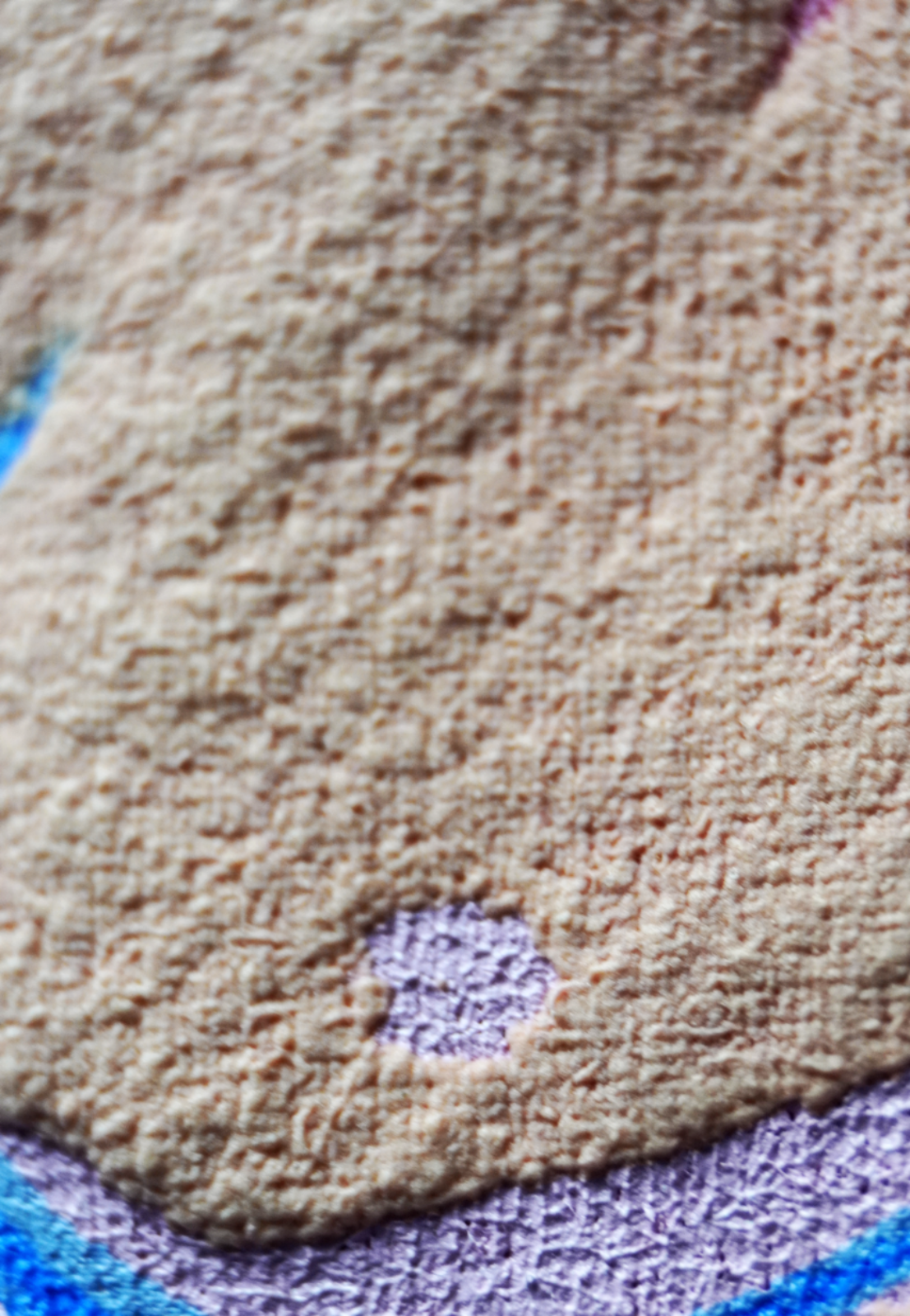 Puff Screenprint, Screenprint Specialty Ink, Close-up of a puff screenprint. 